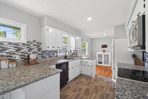 8600 31st Avenue N Crystal MN 55427
