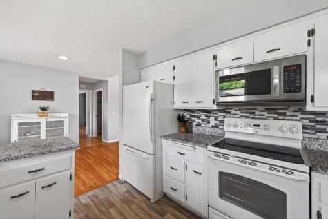 8600 31st Avenue N Crystal MN 55427