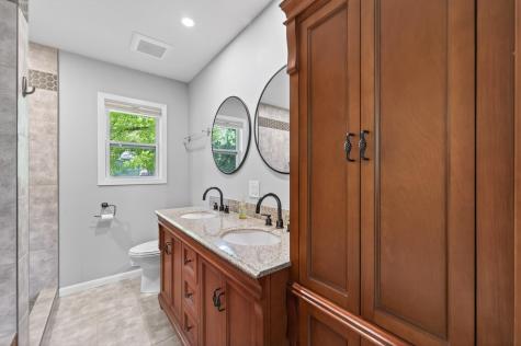 8600 31st Avenue N Crystal MN 55427
