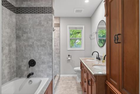 8600 31st Avenue N Crystal MN 55427