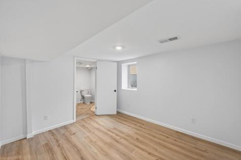 8600 31st Avenue N Crystal MN 55427
