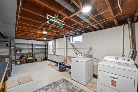 8600 31st Avenue N Crystal MN 55427