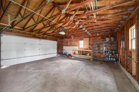 8600 31st Avenue N Crystal MN 55427