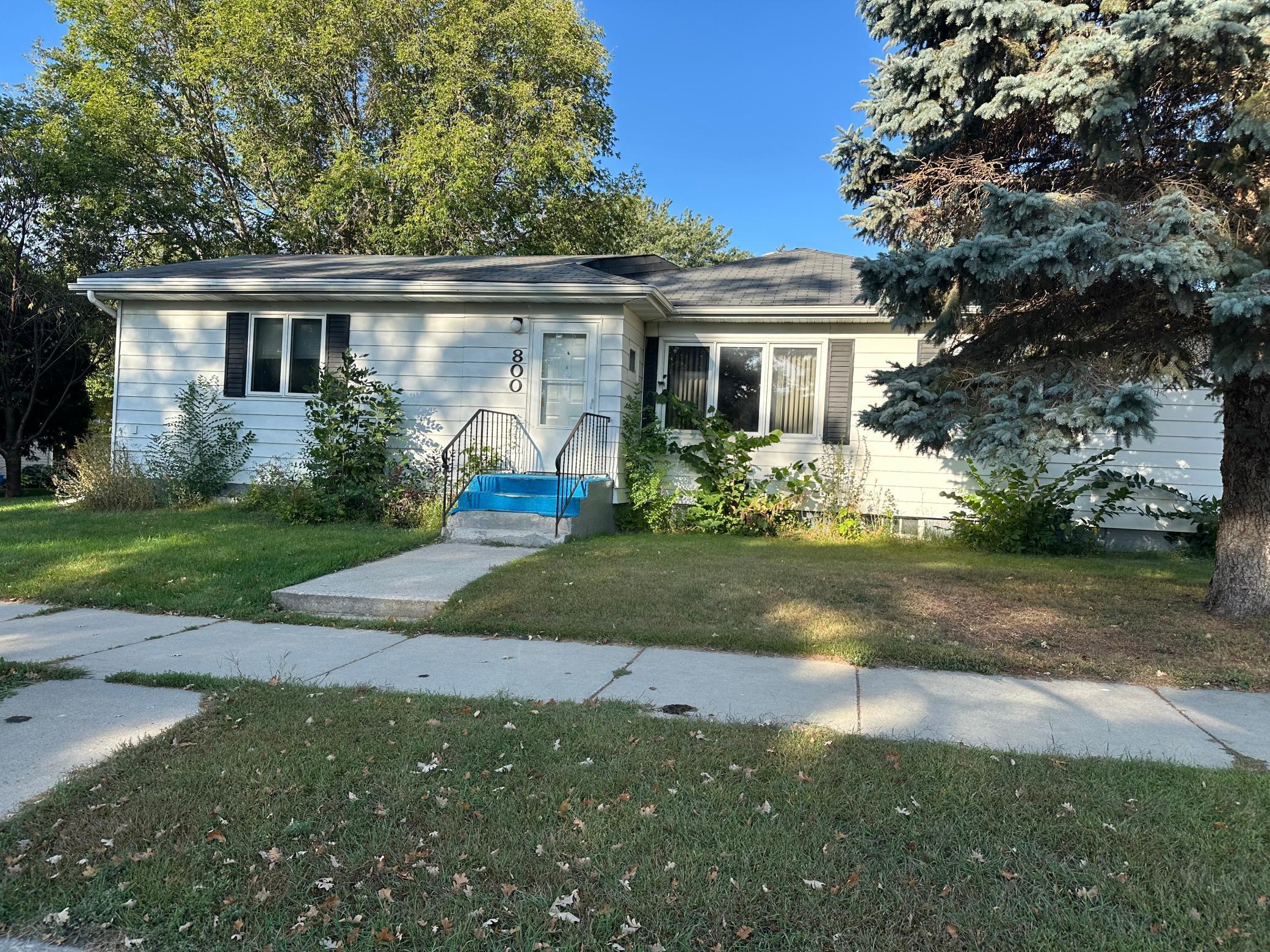 800 Rossman Avenue Detroit Lakes MN 56501