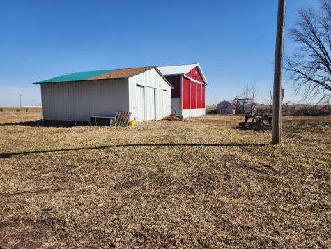 16305 680th Street S Dodge Center MN 55927