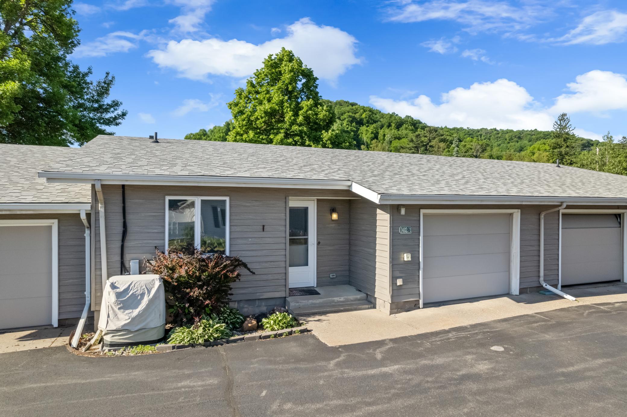 1402 Mcnally Drive Winona MN 55987