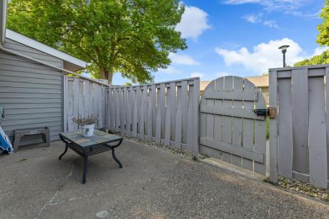 1402 Mcnally Drive Winona MN 55987