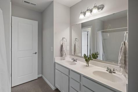 561 14th Street NW New Brighton MN 55112