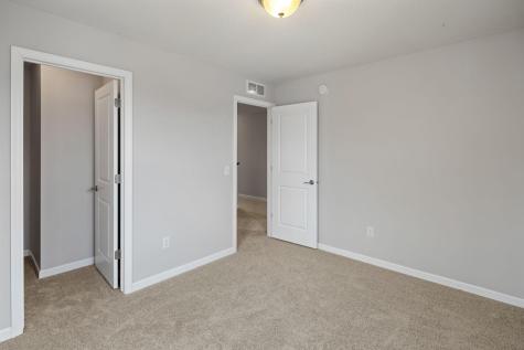 561 14th Street NW New Brighton MN 55112