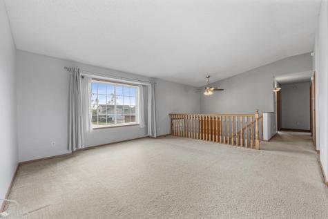 476 Maple Point Boulevard Mapleton ND 58059