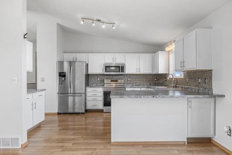 476 Maple Point Boulevard Mapleton ND 58059