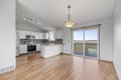 476 Maple Point Boulevard Mapleton ND 58059