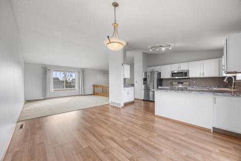 476 Maple Point Boulevard Mapleton ND 58059