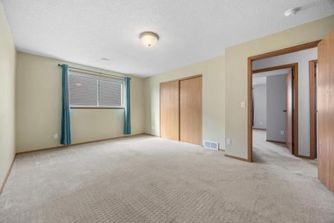 476 Maple Point Boulevard Mapleton ND 58059