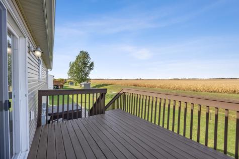 476 Maple Point Boulevard Mapleton ND 58059