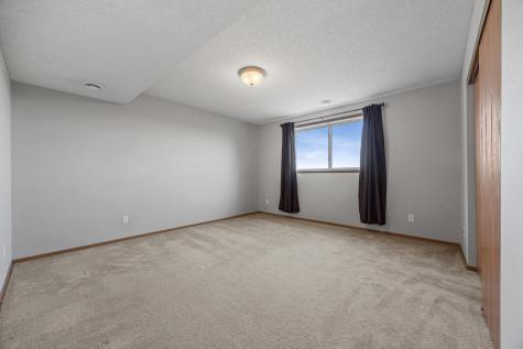 476 Maple Point Boulevard Mapleton ND 58059