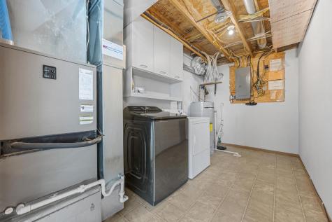 476 Maple Point Boulevard Mapleton ND 58059