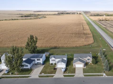 476 Maple Point Boulevard Mapleton ND 58059