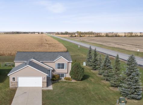 476 Maple Point Boulevard Mapleton ND 58059