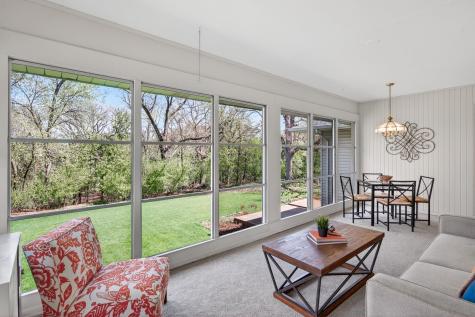 124 Ardmore Drive Golden Valley MN 55422