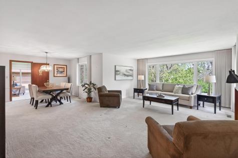 124 Ardmore Drive Golden Valley MN 55422
