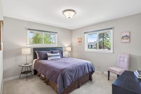 124 Ardmore Drive Golden Valley MN 55422