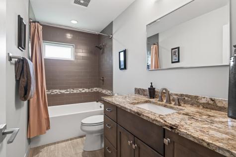 124 Ardmore Drive Golden Valley MN 55422