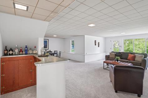 124 Ardmore Drive Golden Valley MN 55422