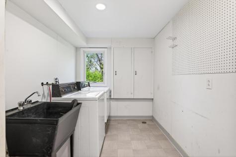 124 Ardmore Drive Golden Valley MN 55422