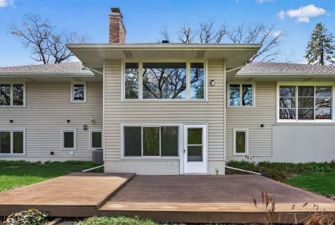 124 Ardmore Drive Golden Valley MN 55422