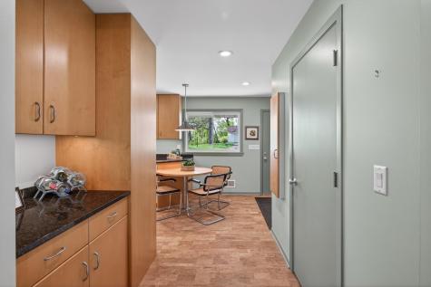 124 Ardmore Drive Golden Valley MN 55422