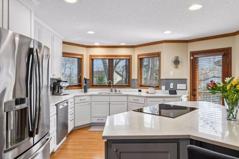 4424 Camelot Drive Minnetonka MN 55345
