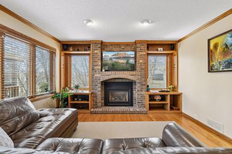 4424 Camelot Drive Minnetonka MN 55345