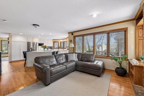 4424 Camelot Drive Minnetonka MN 55345