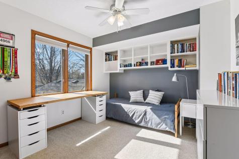 4424 Camelot Drive Minnetonka MN 55345