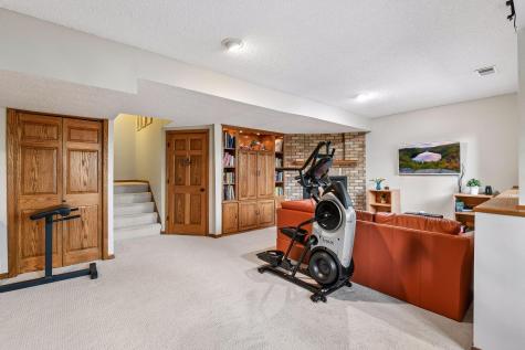 4424 Camelot Drive Minnetonka MN 55345