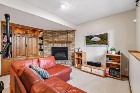 4424 Camelot Drive Minnetonka MN 55345