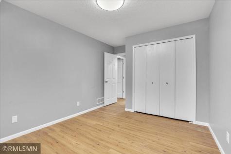 832 Aspen Circle Little Canada MN 55109