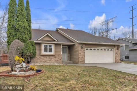 832 Aspen Circle Little Canada MN 55109