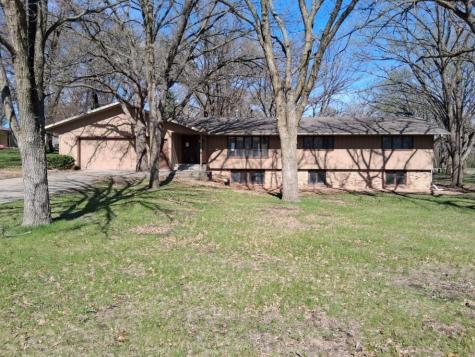 1919 Summit Drive Saint Cloud MN 56303