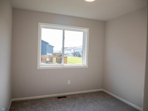 6715 Meadow View Drive S Fargo ND 58104