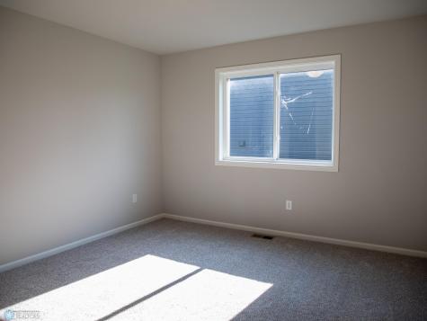 6715 Meadow View Drive S Fargo ND 58104