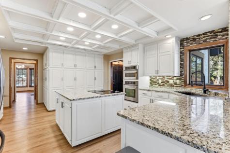 685 Valley View Court Shoreview MN 55126