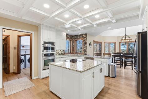 685 Valley View Court Shoreview MN 55126