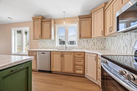 2336 30th Avenue S Fargo ND 58104