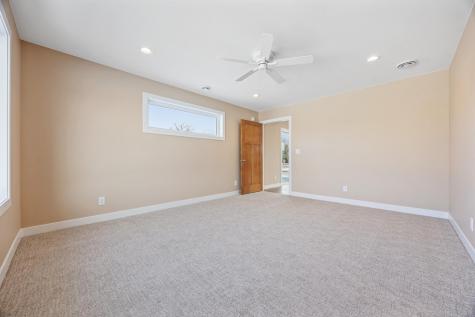 2336 30th Avenue S Fargo ND 58104