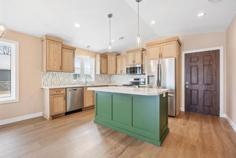 2336 30th Avenue S Fargo ND 58104