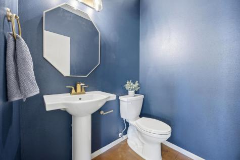 215 51st Avenue E West Fargo ND 58078