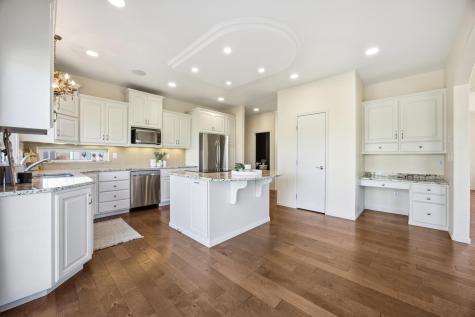 215 51st Avenue E West Fargo ND 58078