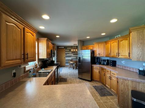 1994 Longview Drive Detroit Lakes MN 56501